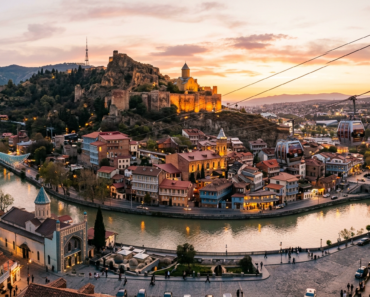 Flights from Baku to Tbilisi — Heydar Aliyev (GYD) to Tbilisi International (TBS)